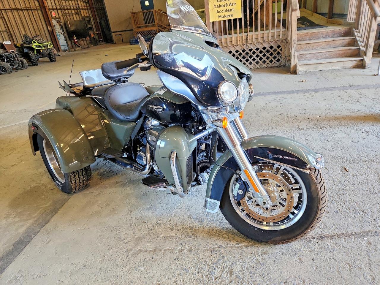 2021 HARLEY-DAVIDSON FLHTCUTG