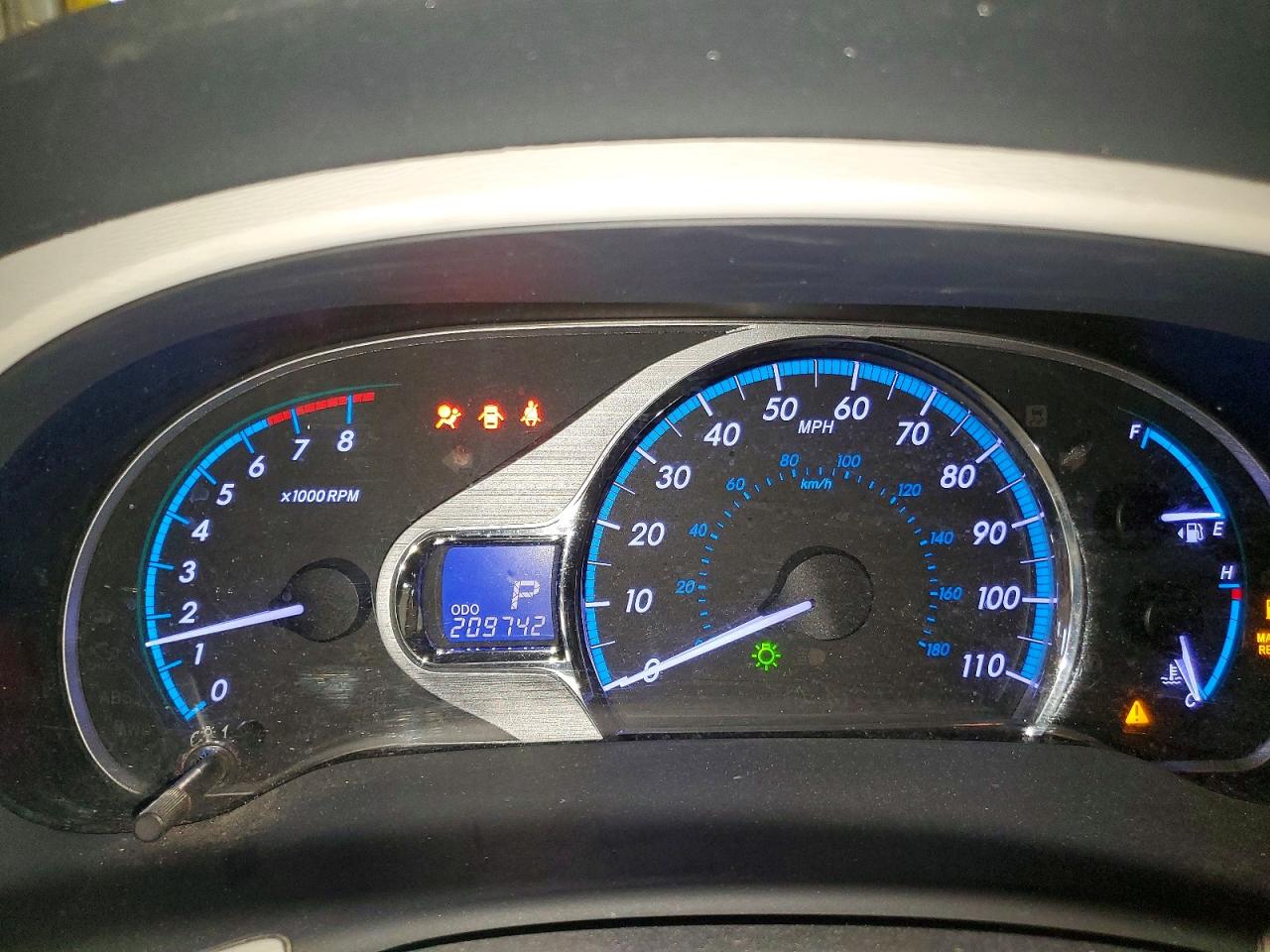 2013 TOYOTA SIENNA XLE 8-PASSENGER photo 17