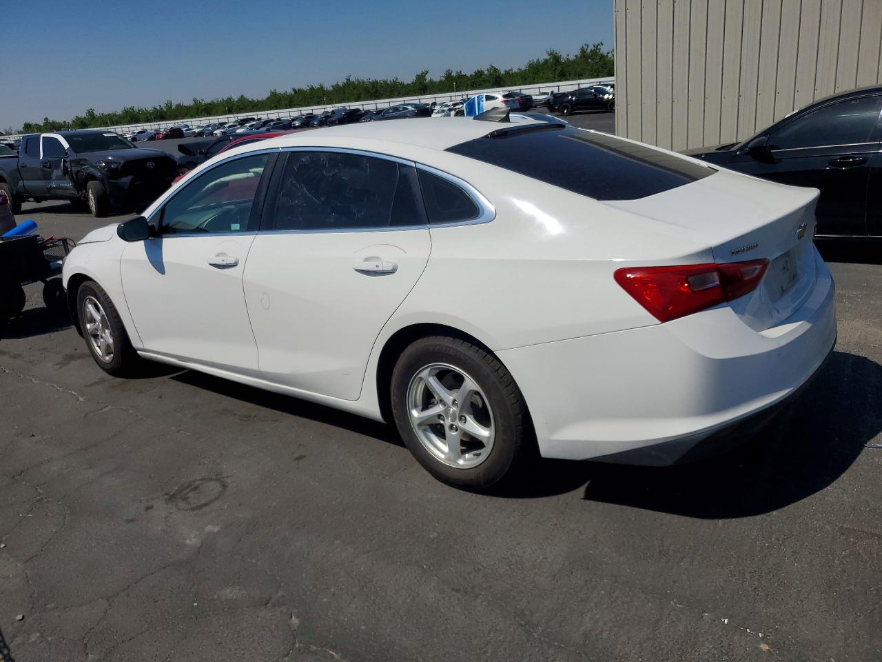 2016 CHEVROLET MALIBU LS photo 2