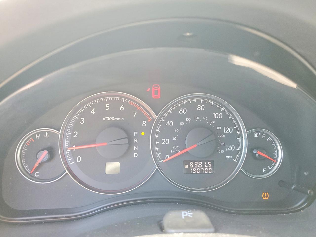 2009 SUBARU OUTBACK photo 17