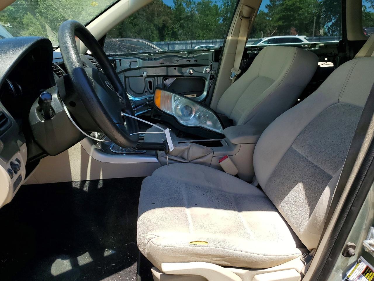 2009 SUBARU OUTBACK photo 13