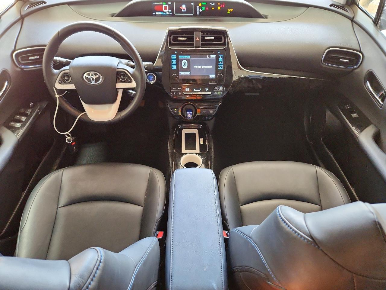 2016 TOYOTA PRIUS FOUR TOURING photo 15