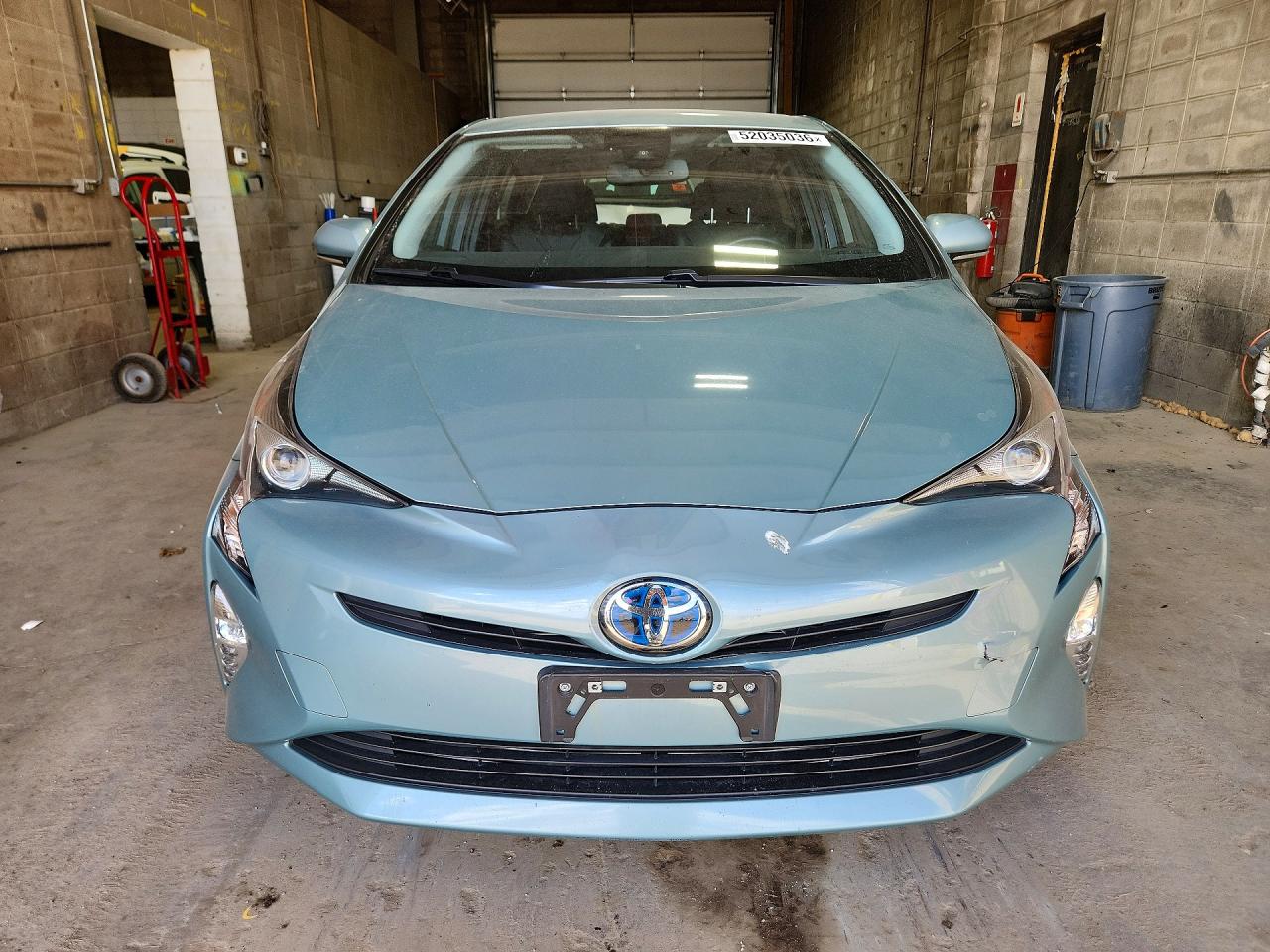 2016 TOYOTA PRIUS FOUR TOURING photo 9