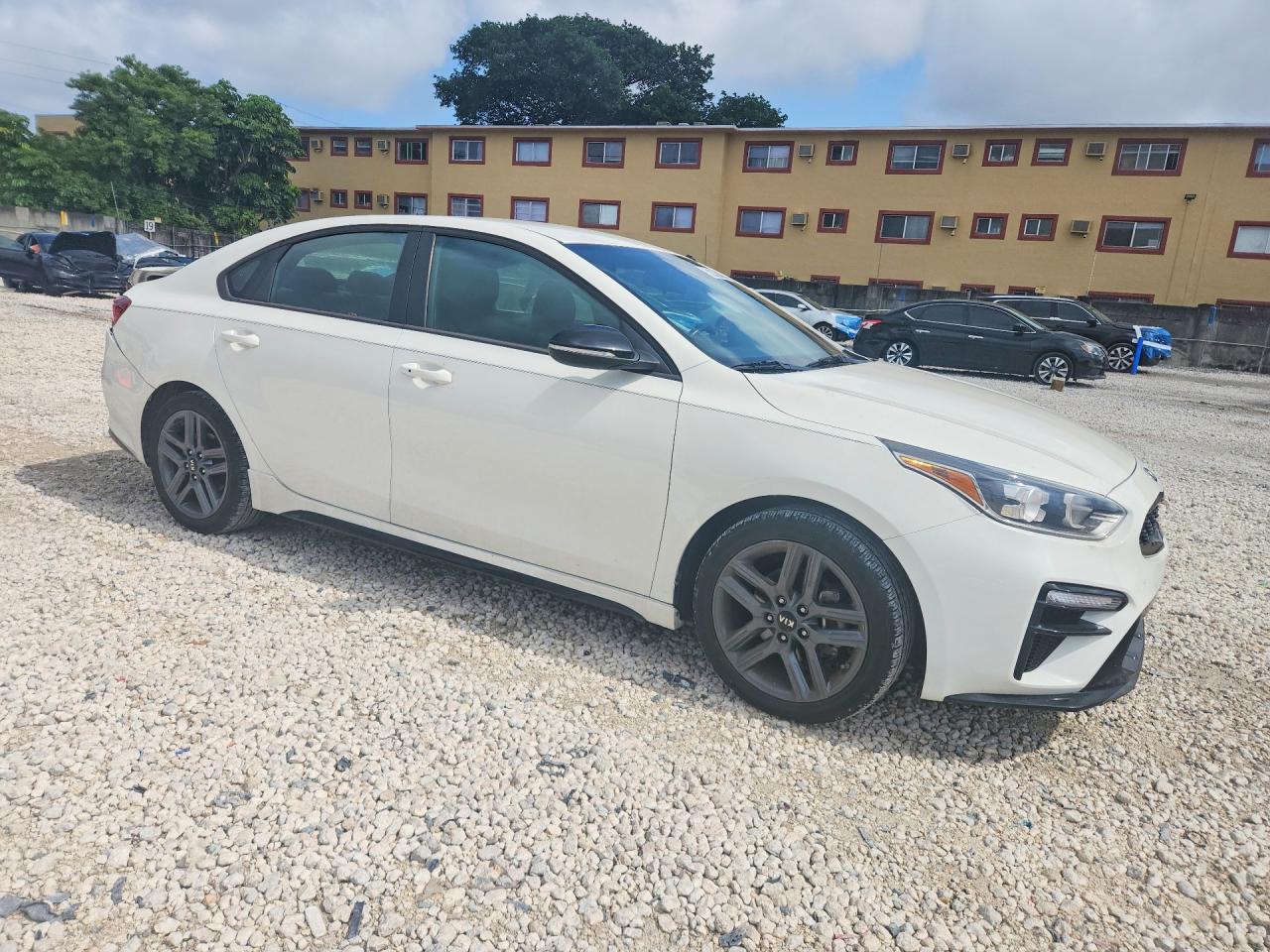 2020 KIA FORTE GT LINE photo 7