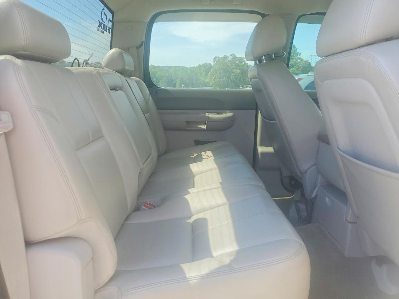 2010 GMC SIERRA C1500 SLE photo 19