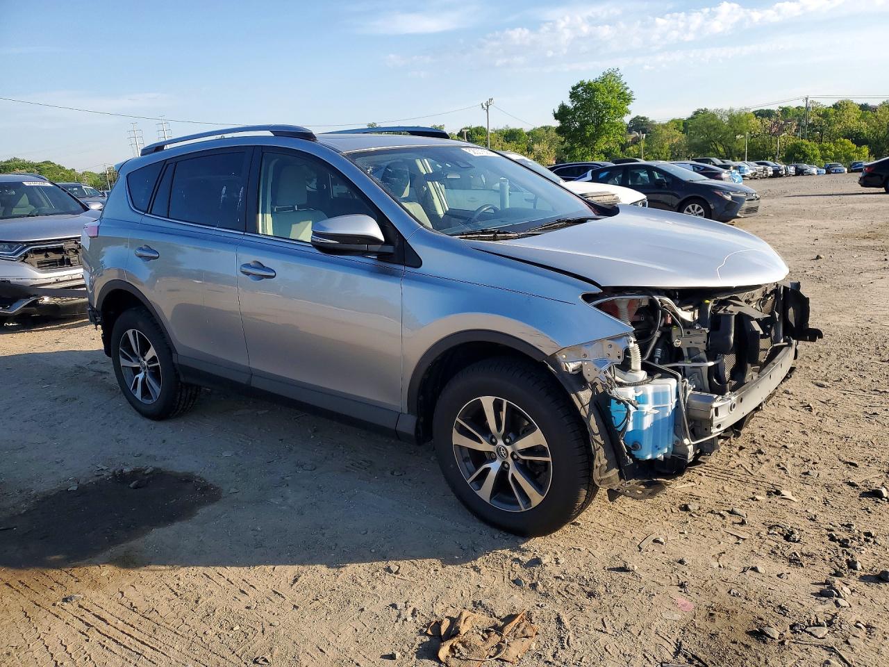 2018 TOYOTA RAV4 XLE photo 10