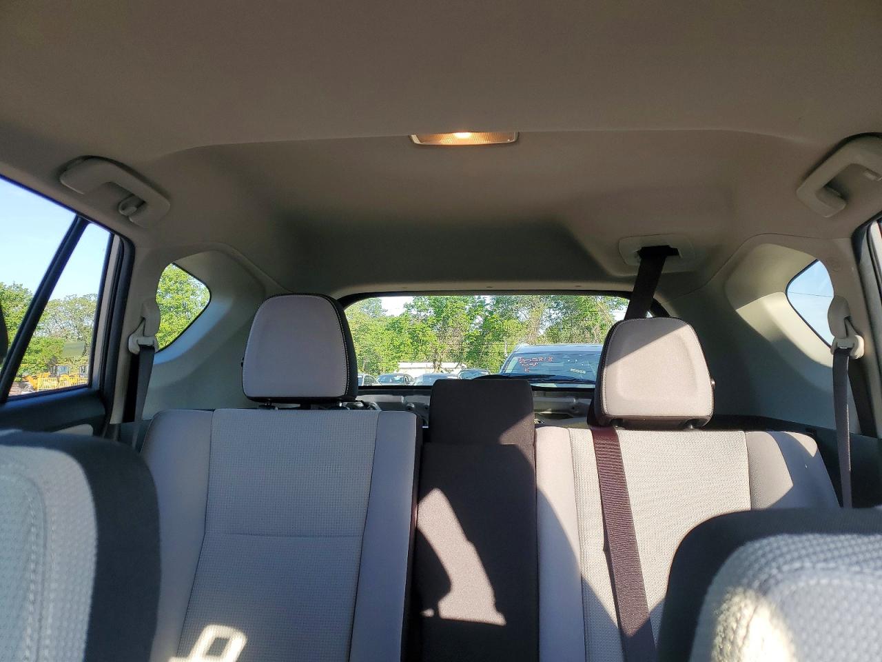 2018 TOYOTA RAV4 XLE photo 28