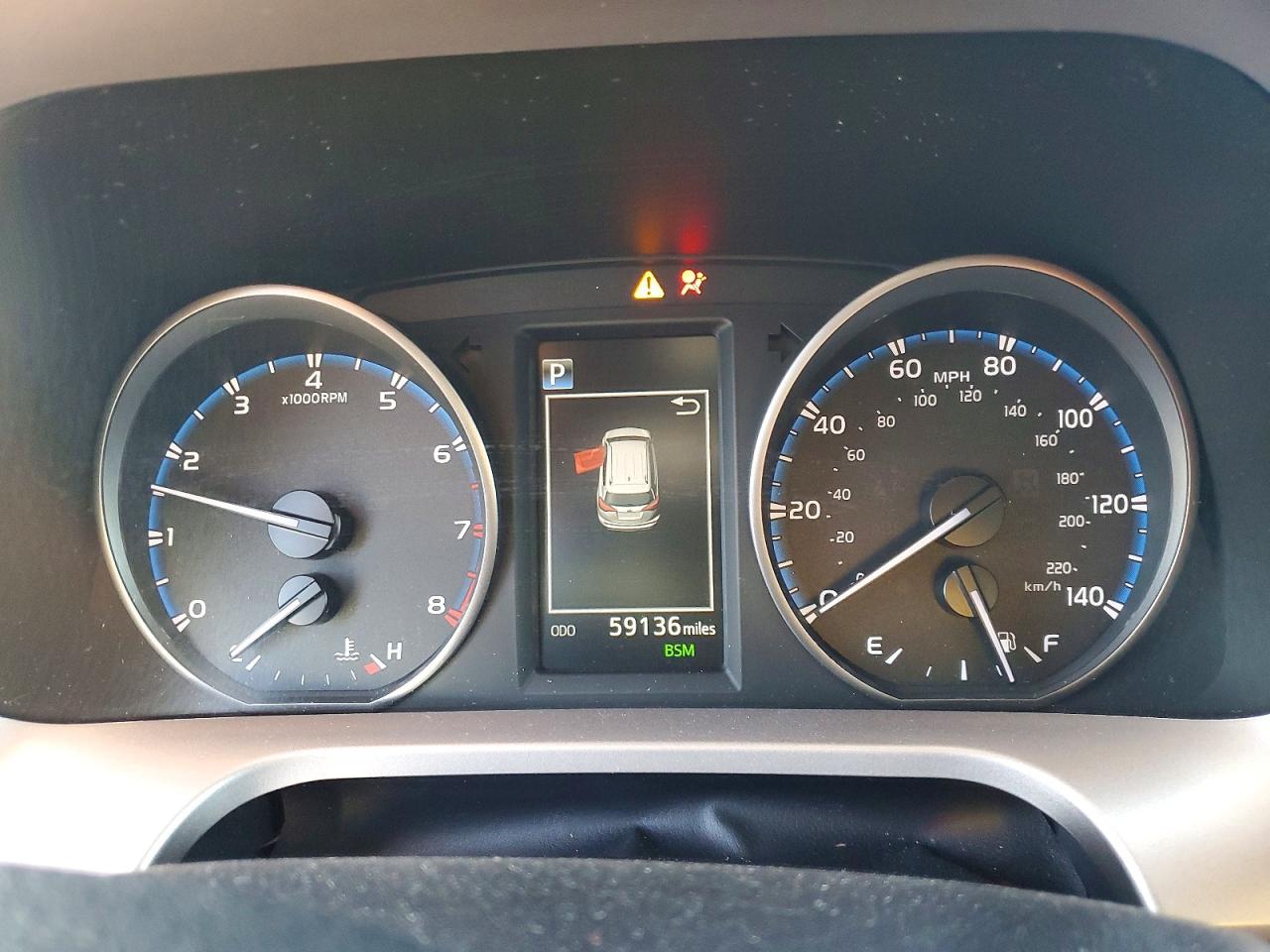 2018 TOYOTA RAV4 XLE photo 25