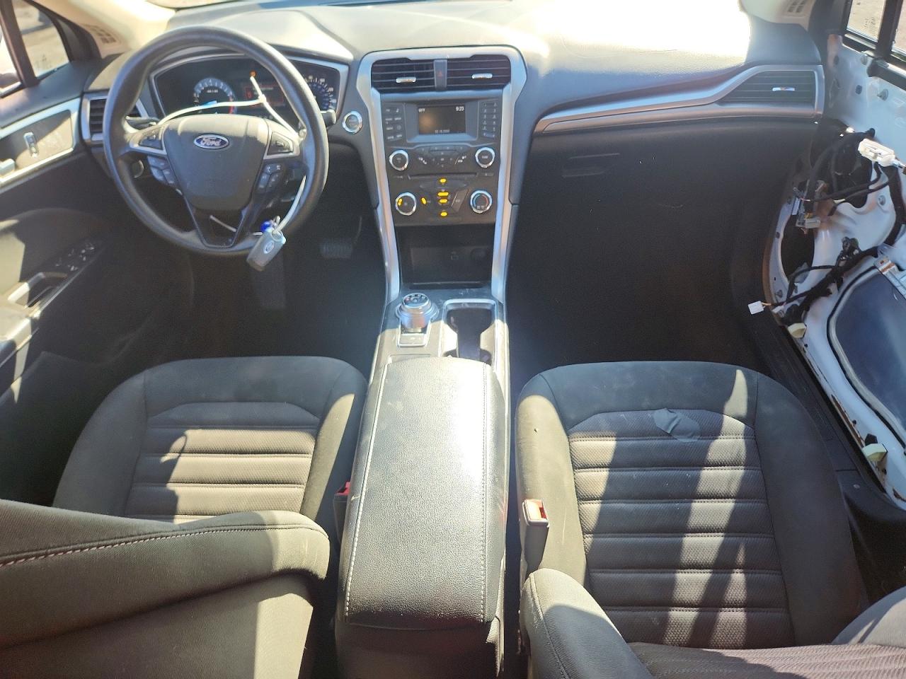 2017 FORD FUSION SE photo 15