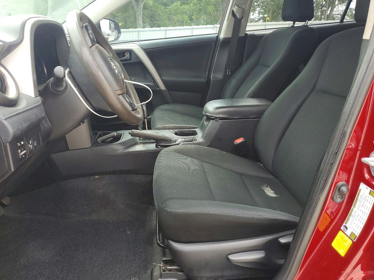 2018 TOYOTA RAV4 LE photo 7