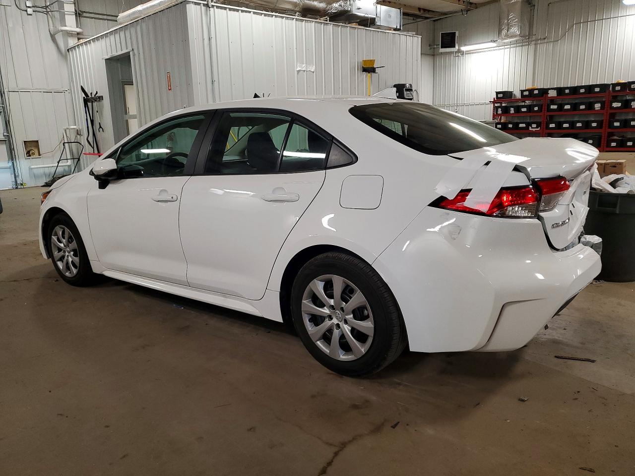 2024 TOYOTA COROLLA LE photo 3