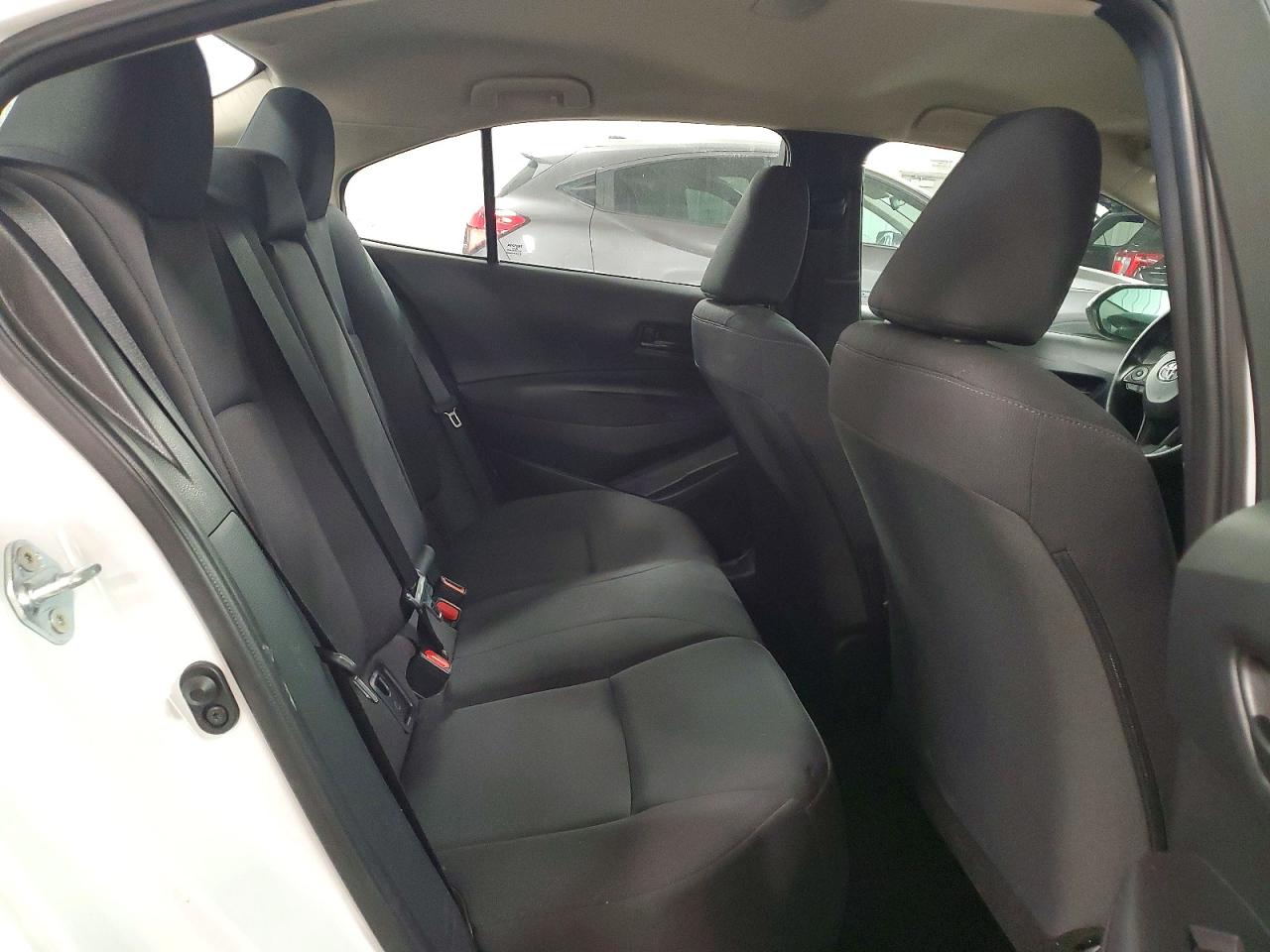 2024 TOYOTA COROLLA LE photo 19