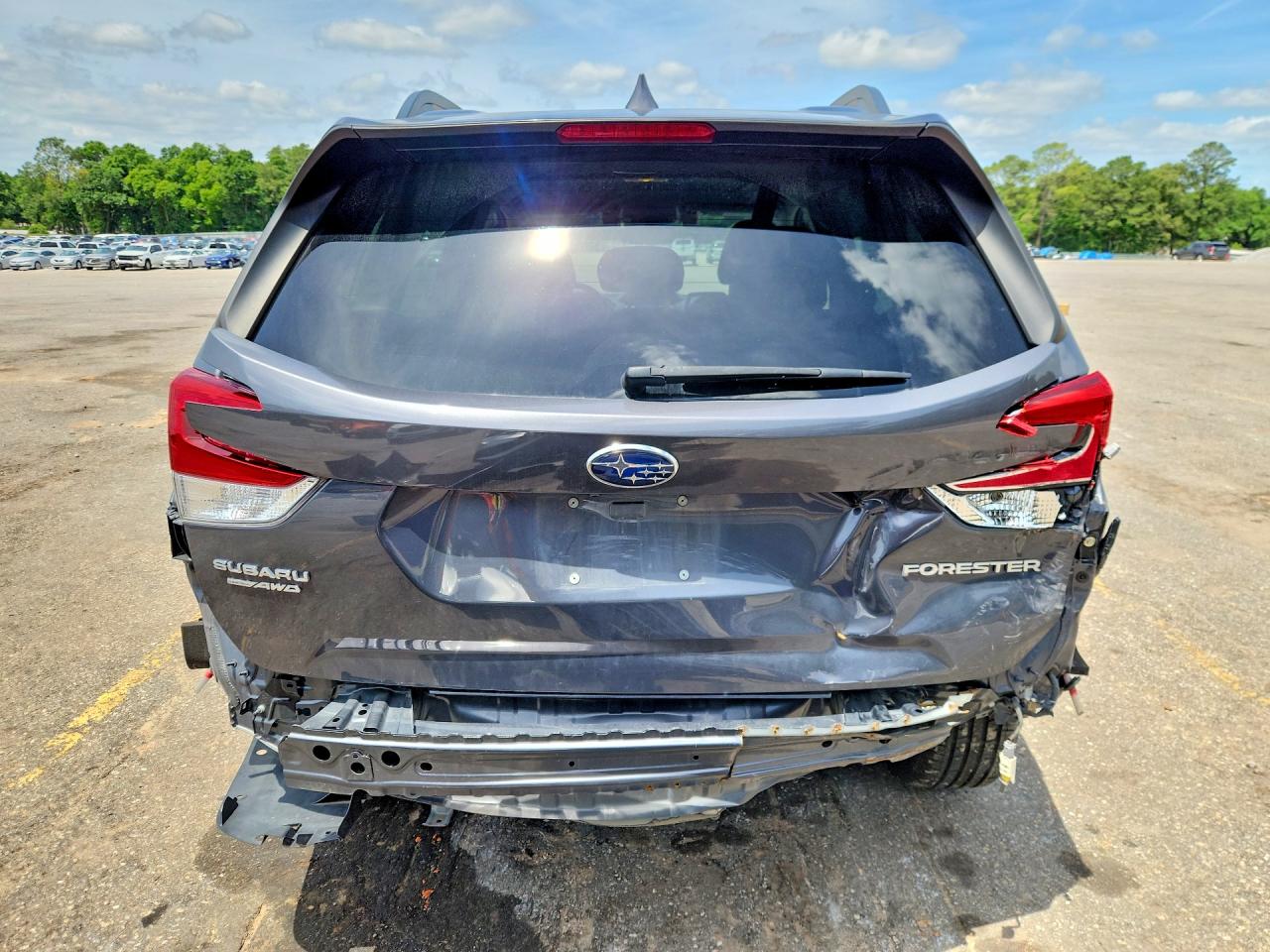2021 SUBARU FORESTER PREMIUM photo 16