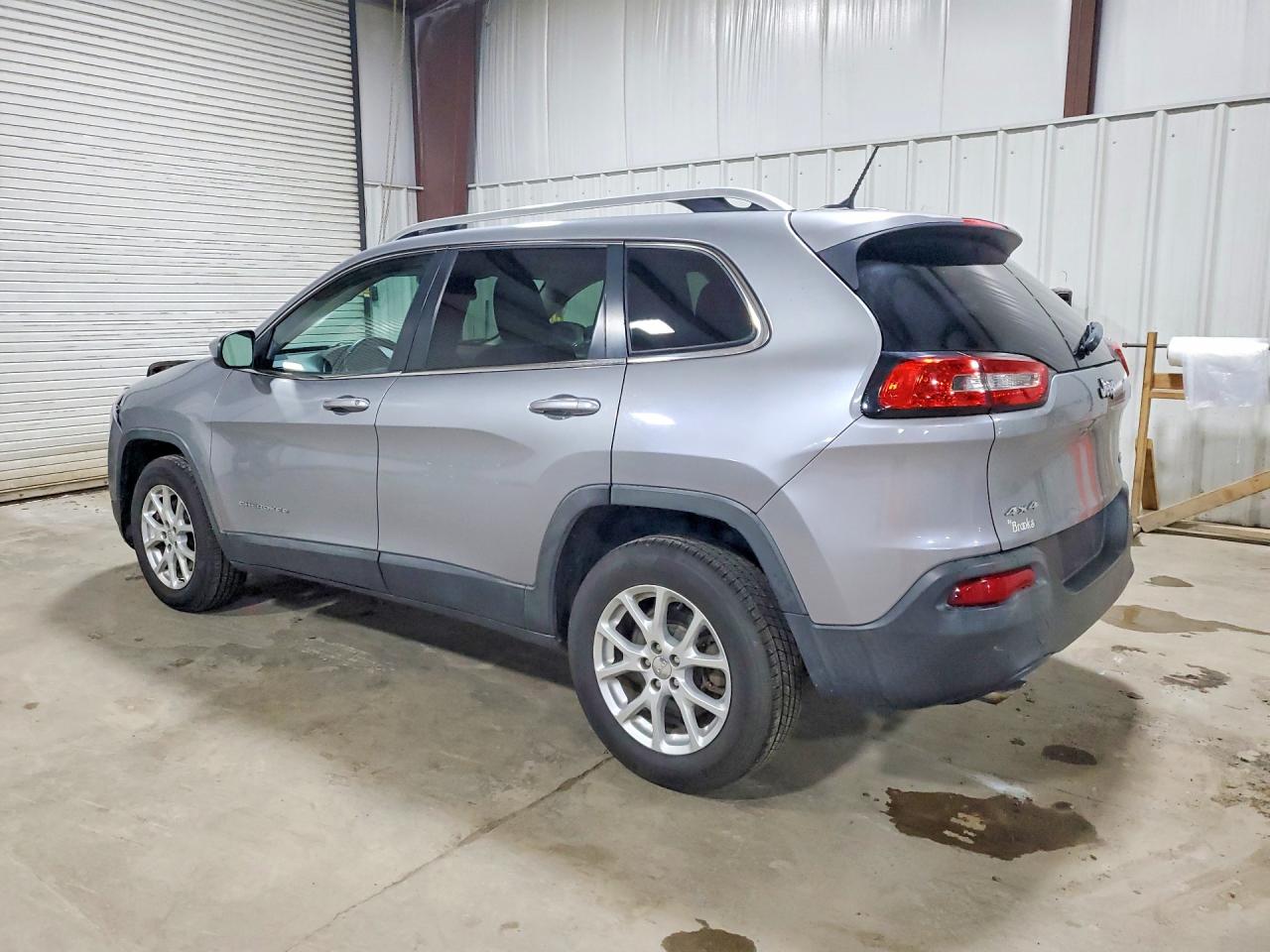 2014 JEEP CHEROKEE LATITUDE photo 4