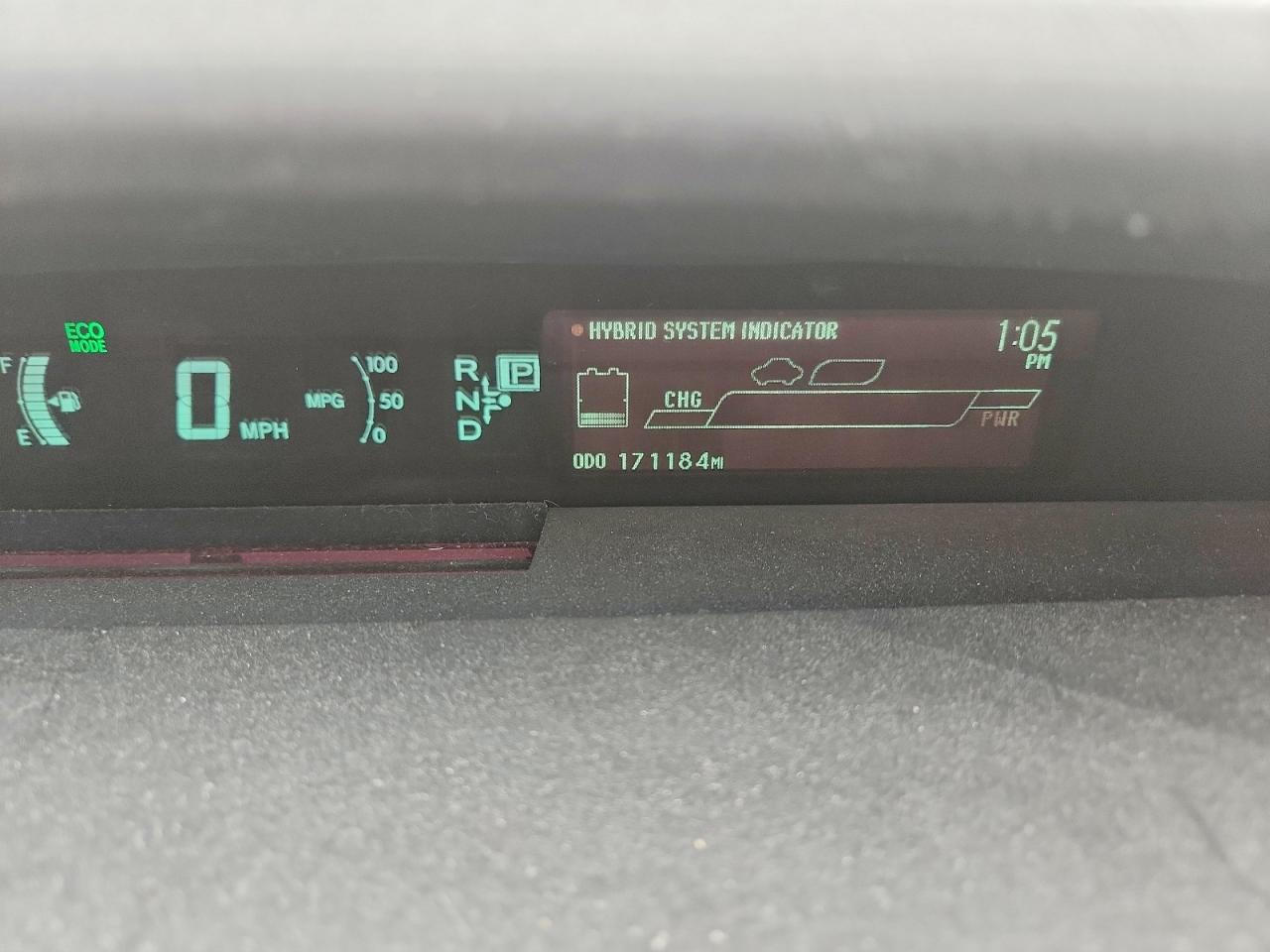 2013 TOYOTA PRIUS TWO photo 17