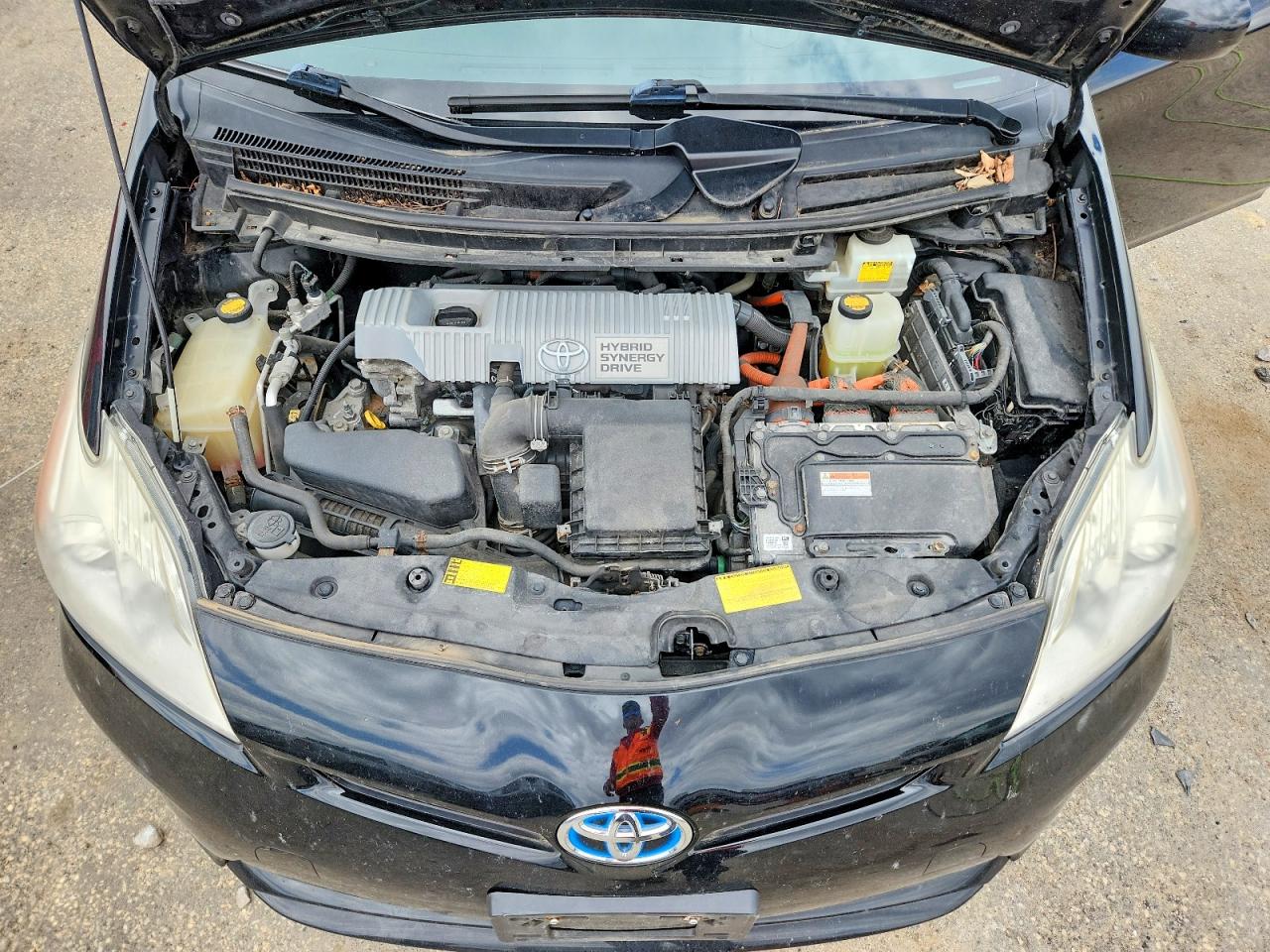 2013 TOYOTA PRIUS TWO photo 21