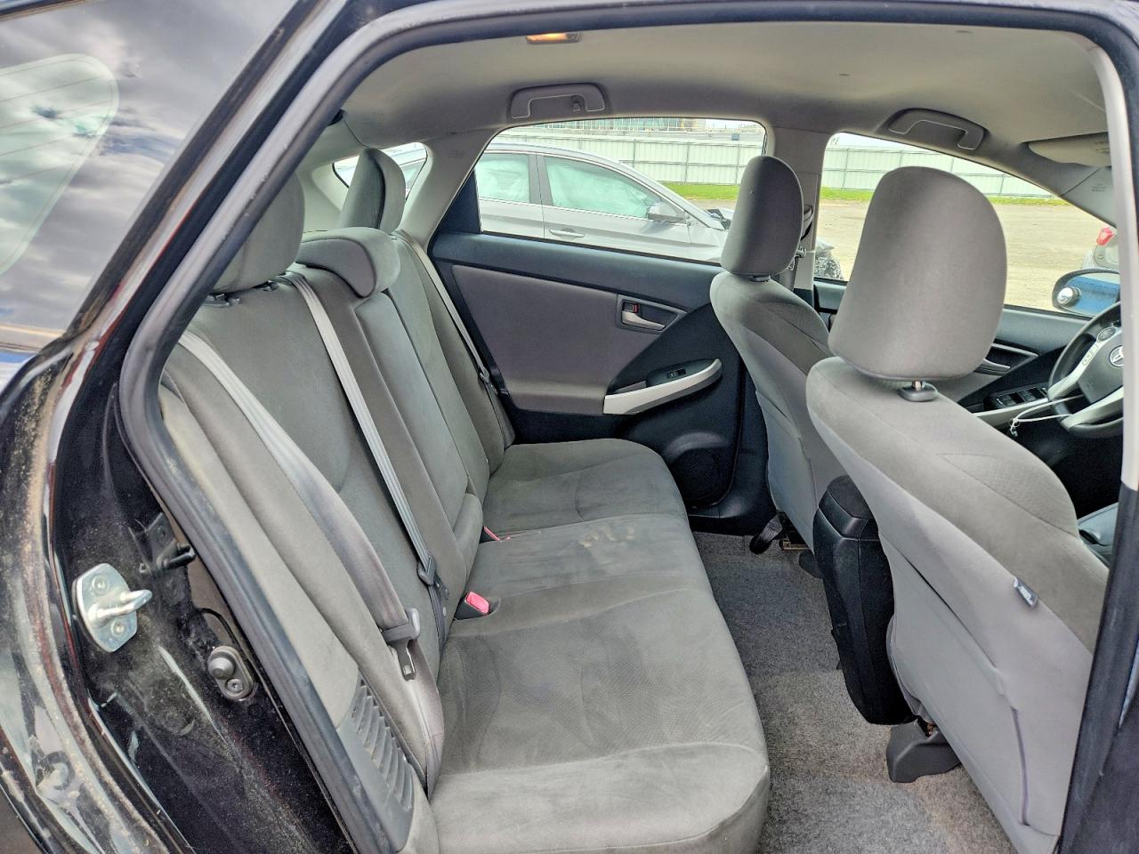 2013 TOYOTA PRIUS TWO photo 19