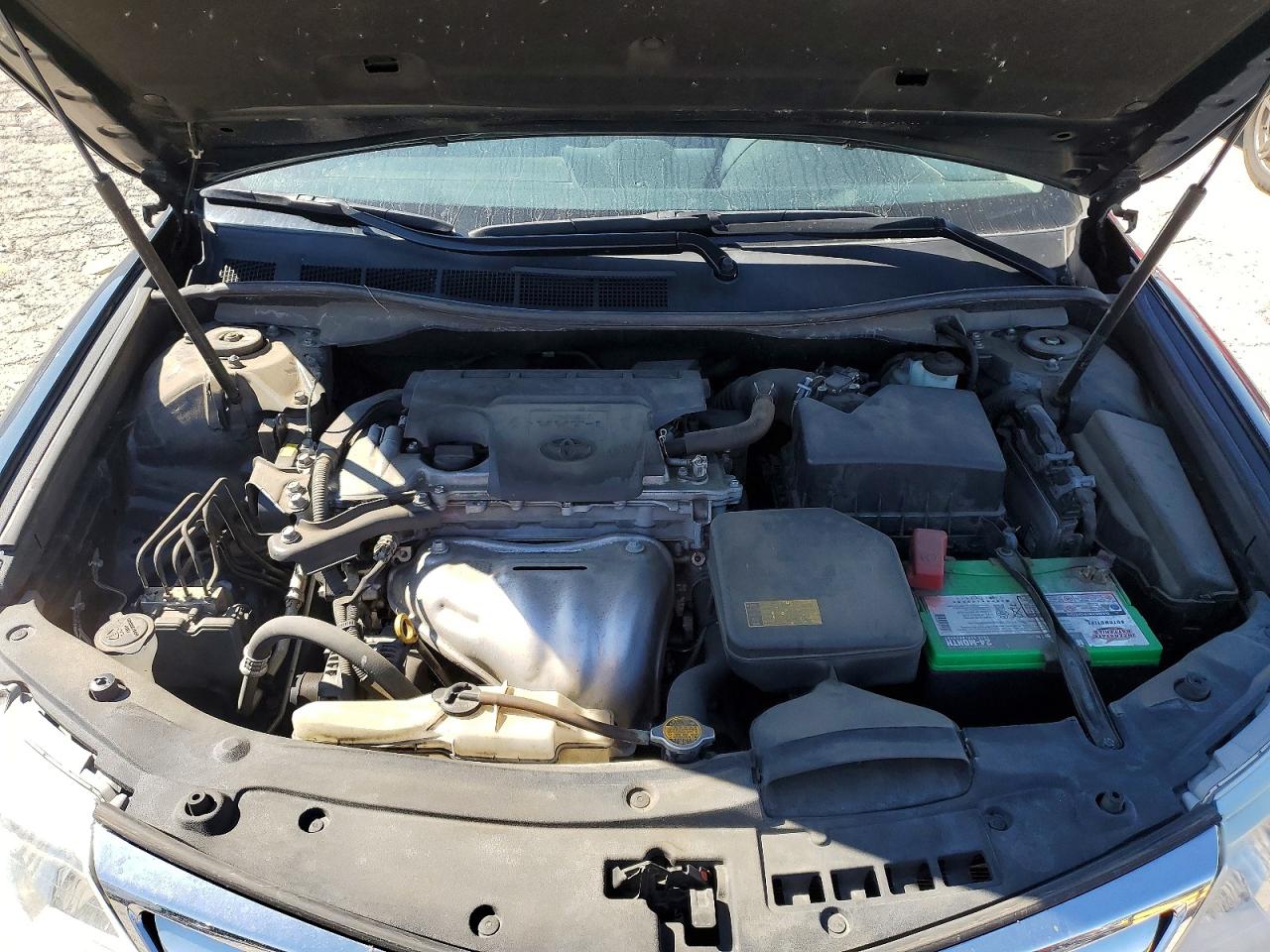 2012 TOYOTA CAMRY LE photo 21