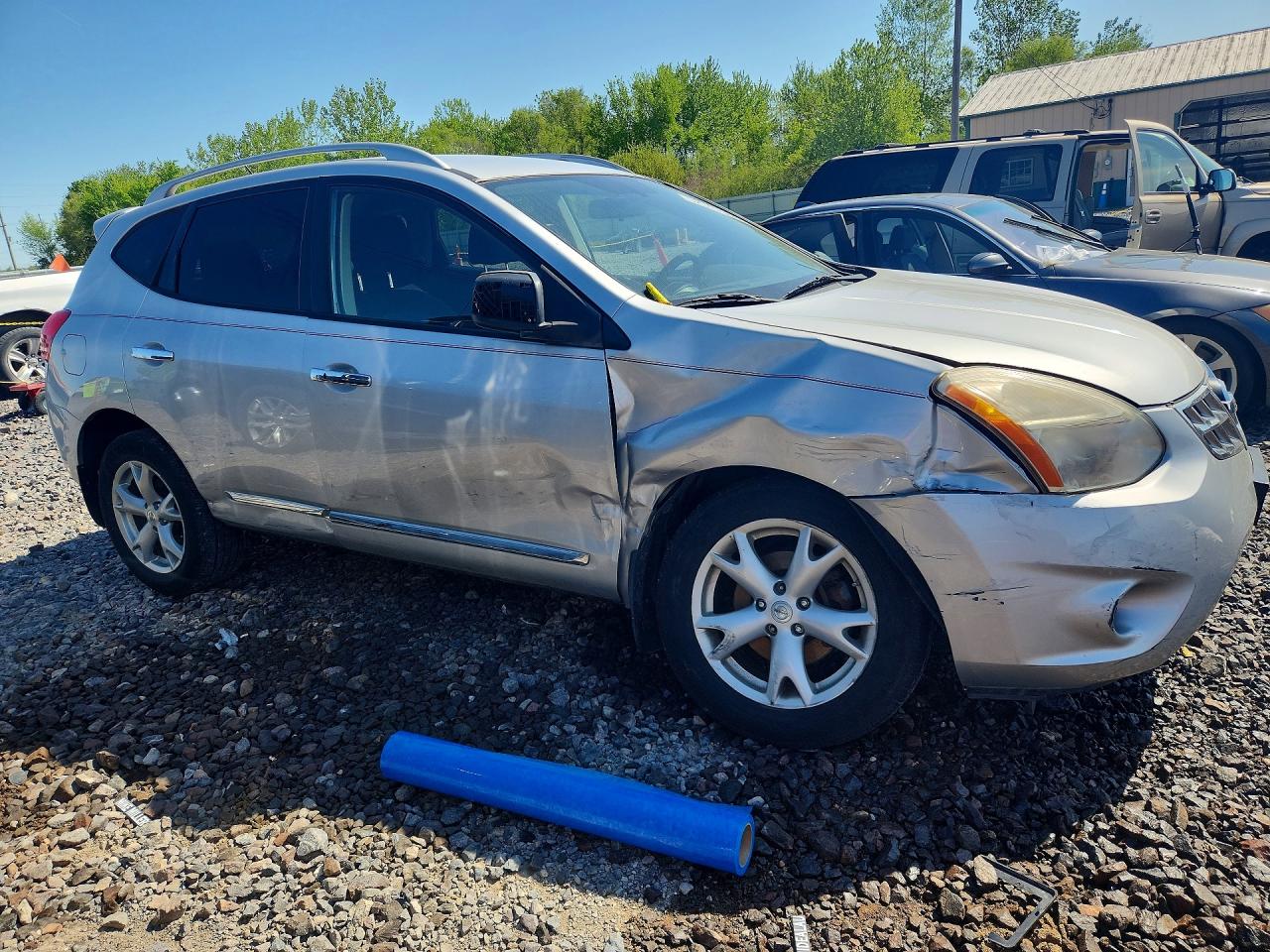 2011 NISSAN ROGUE S photo 10