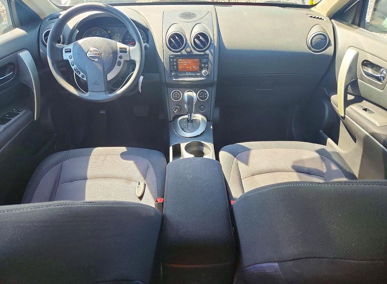 2011 NISSAN ROGUE S photo 22