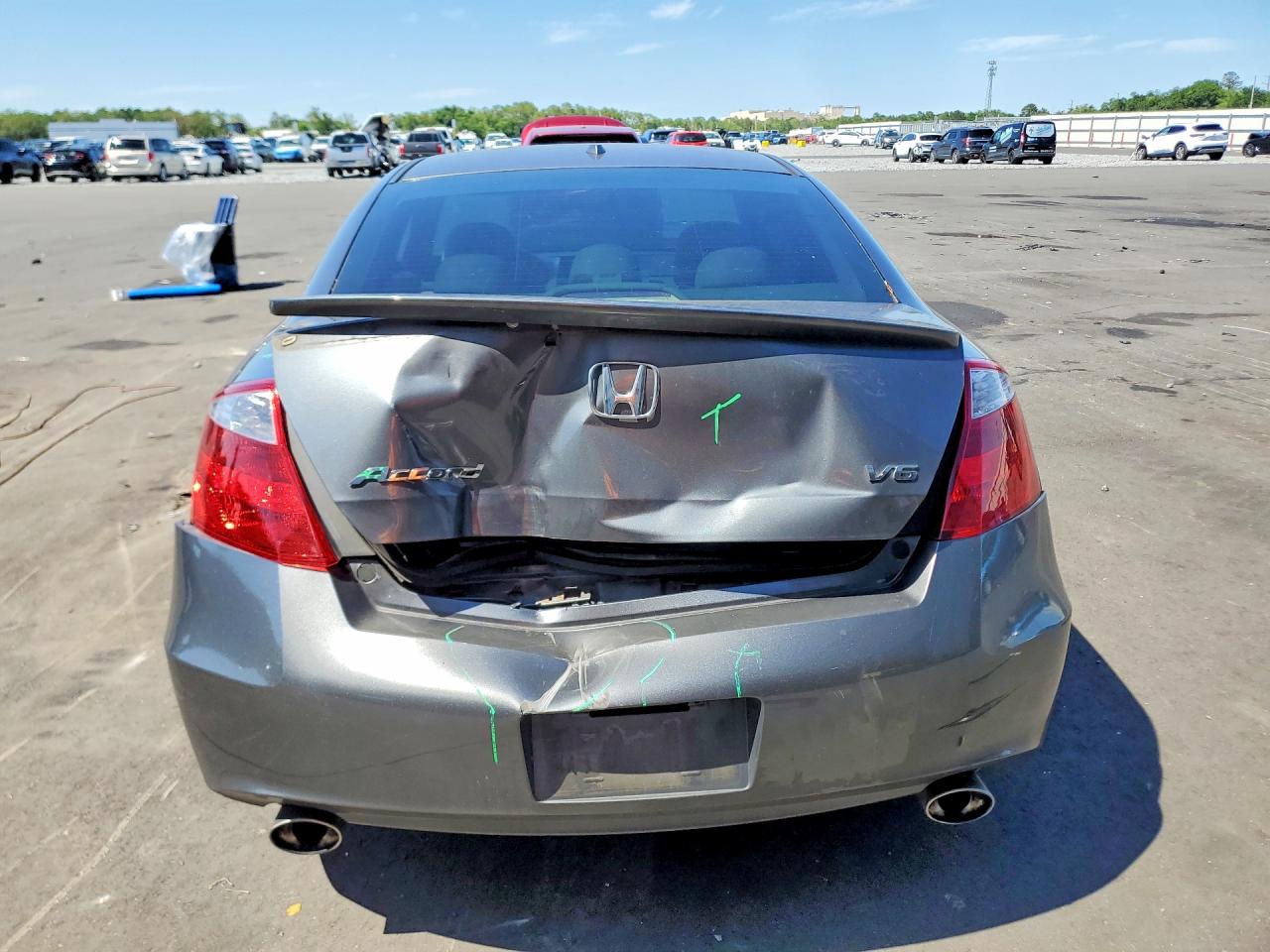 2010 HONDA ACCORD EXL photo 16