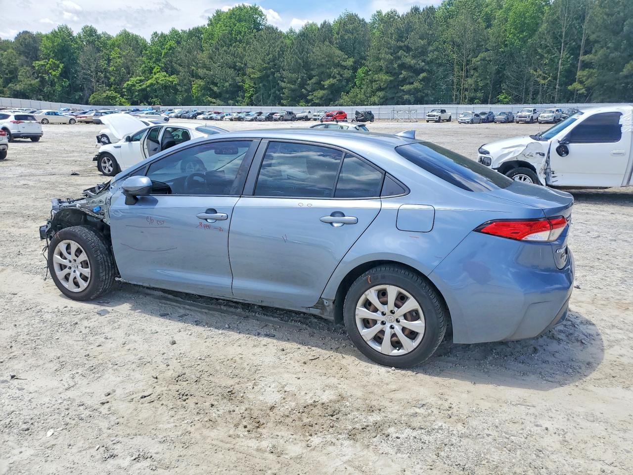 2020 TOYOTA COROLLA LE photo 2