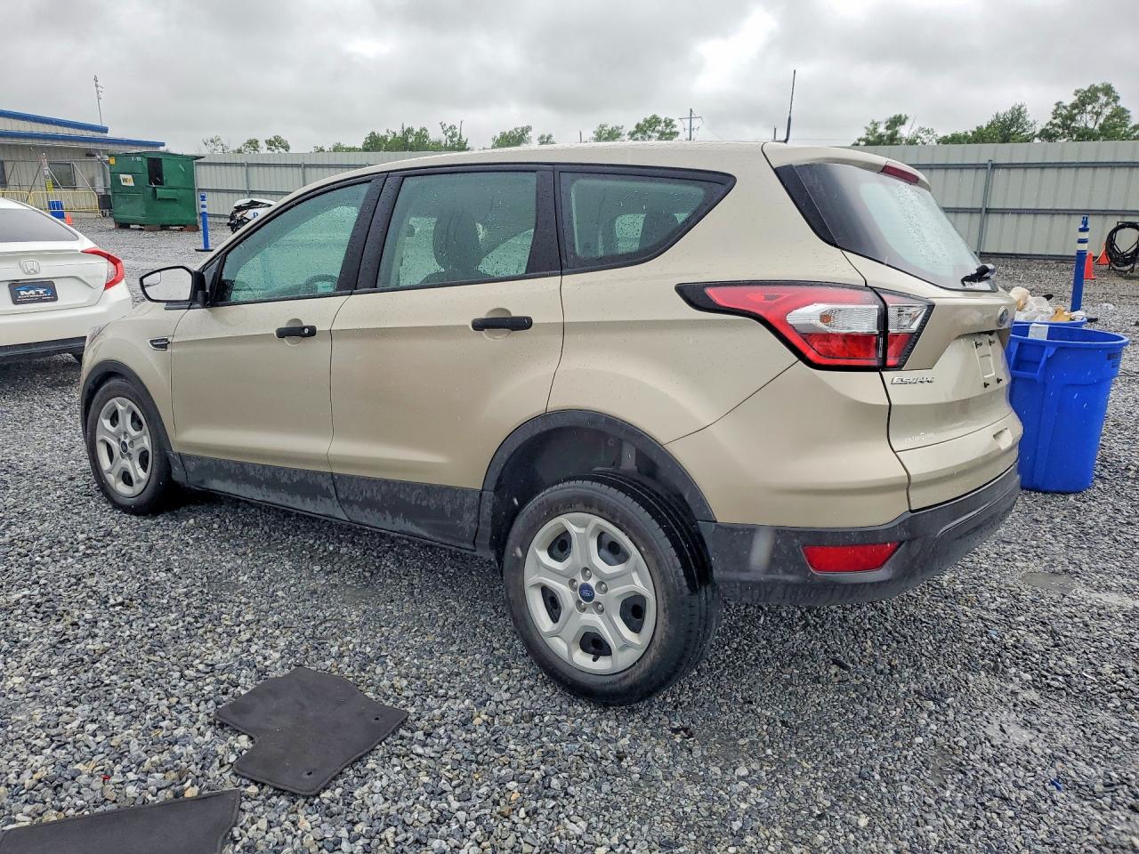 2018 FORD ESCAPE S photo 2