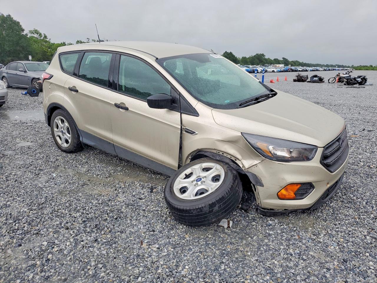2018 FORD ESCAPE S photo 4