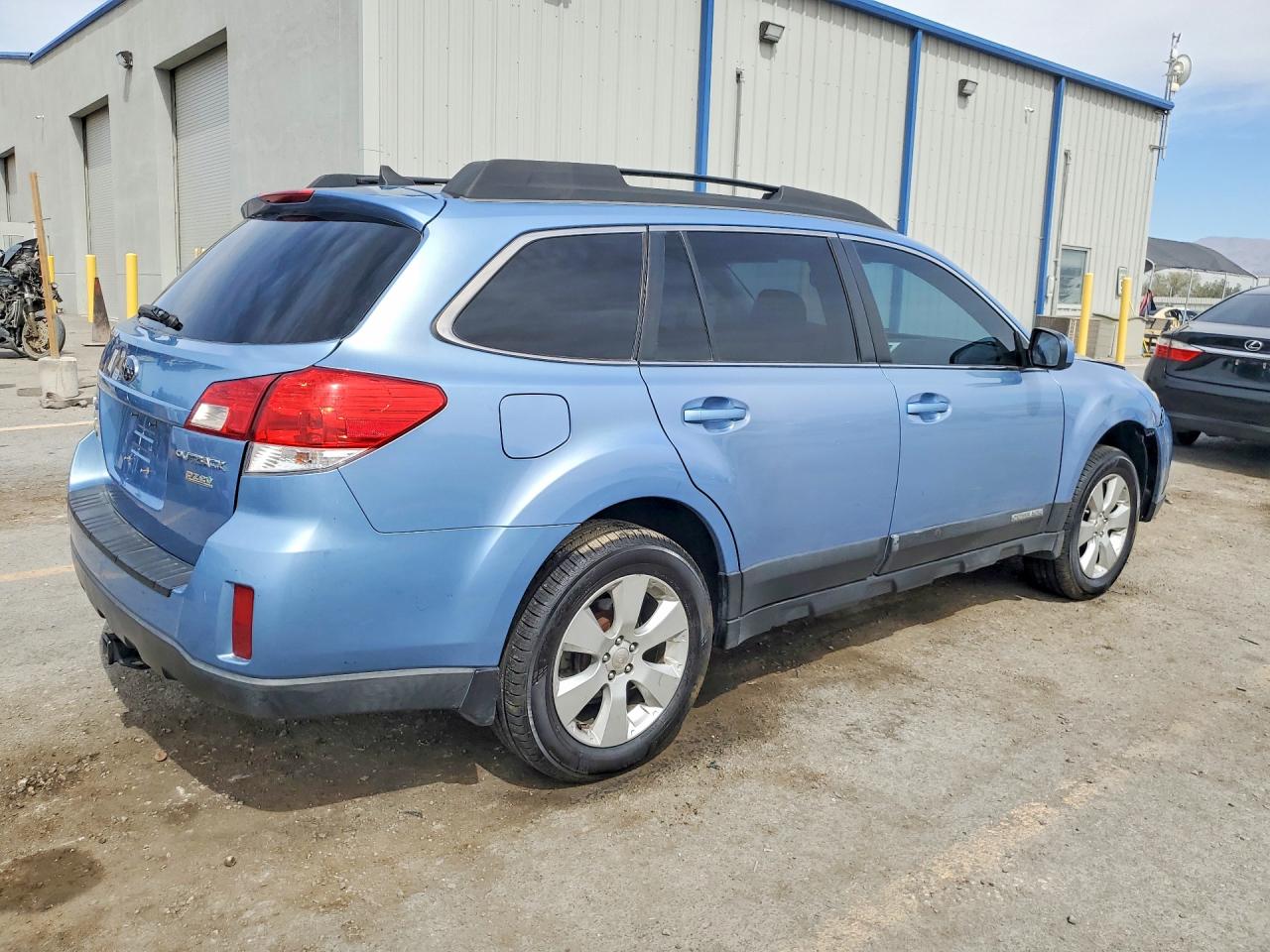 2011 SUBARU OUTBACK 2.5I LIMITED photo 5