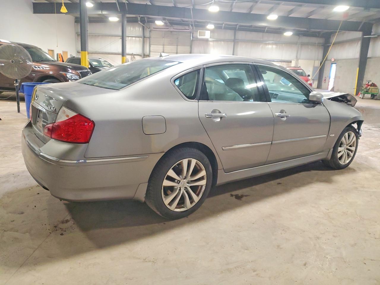 2009 INFINITI M35 X photo 5