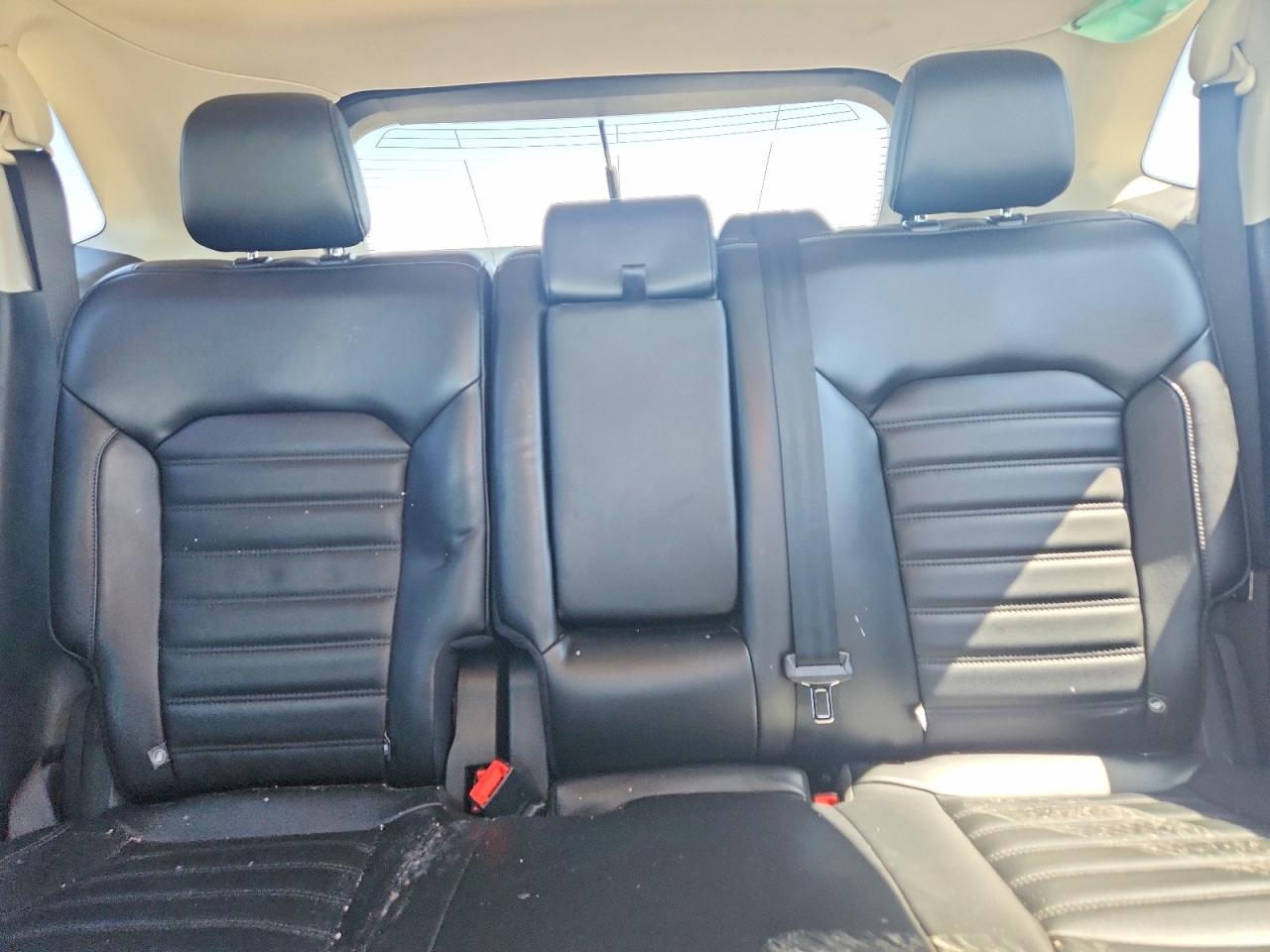 2019 FORD EDGE SEL photo 28