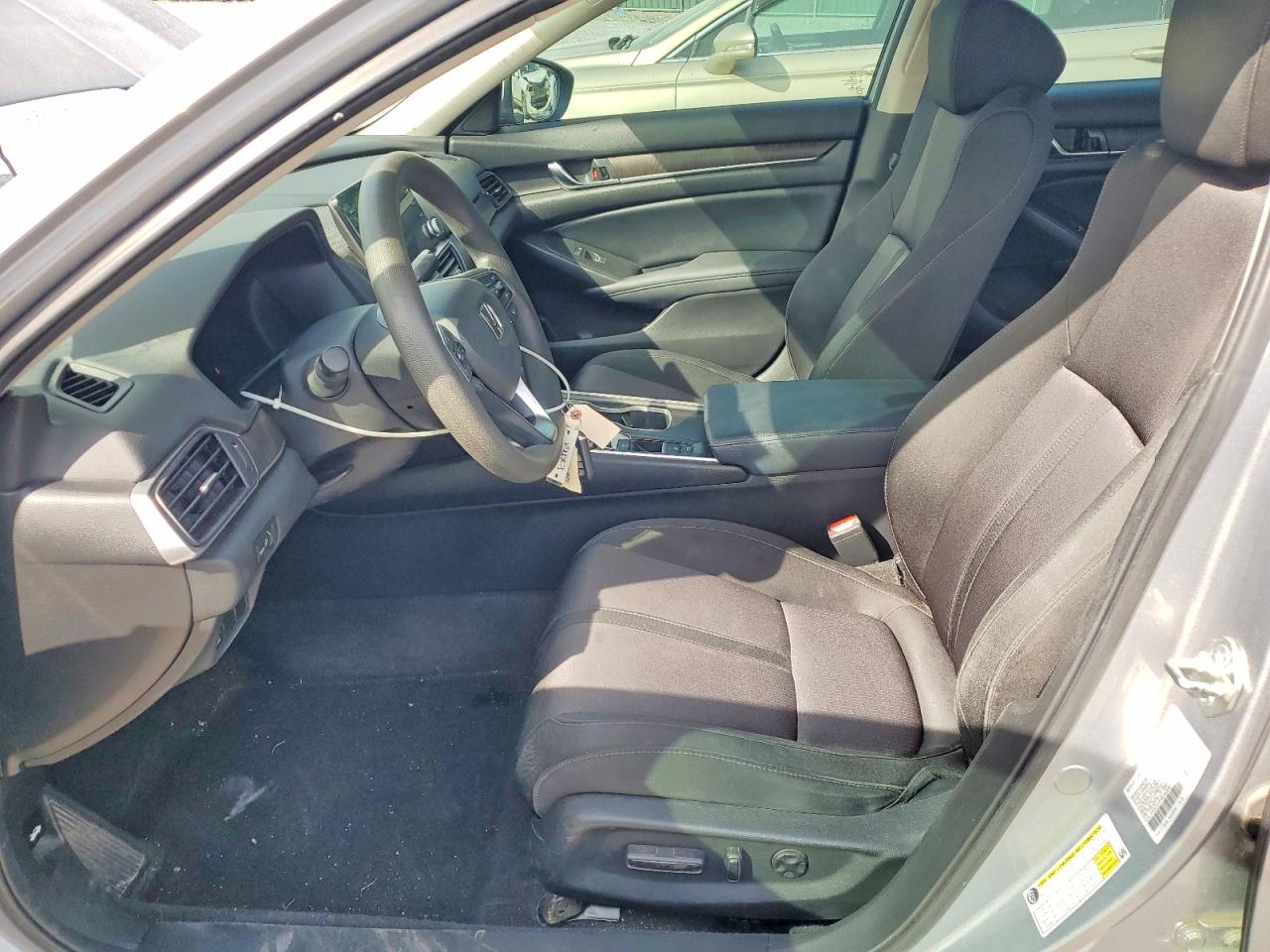 2018 HONDA ACCORD EX photo 13