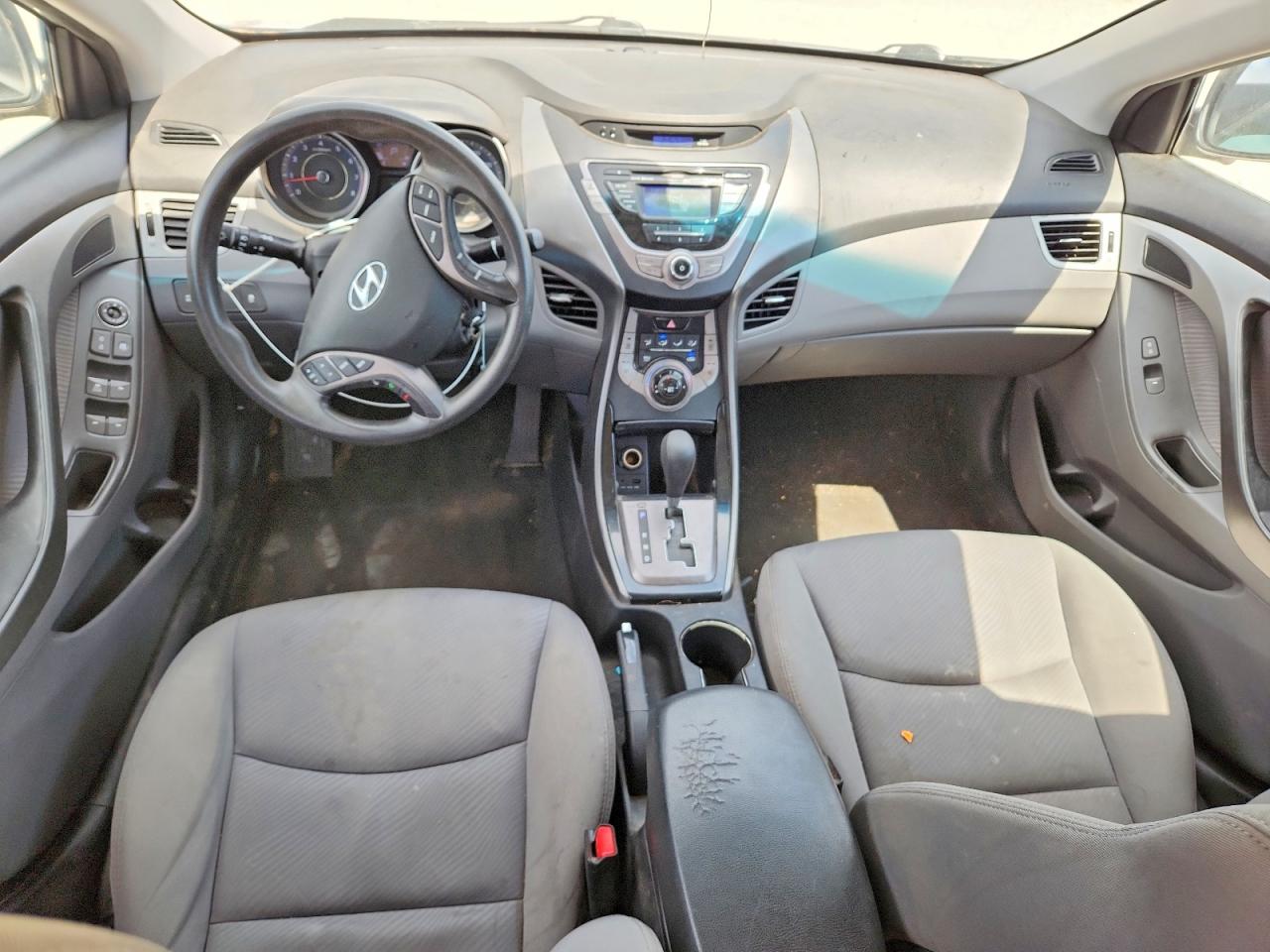 2013 HYUNDAI ELANTRA GLS photo 15