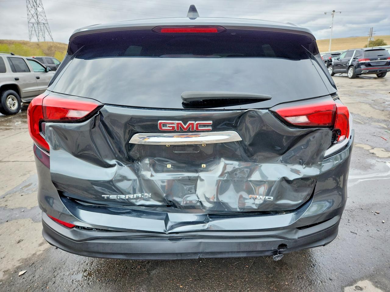 2019 GMC TERRAIN SLE photo 16