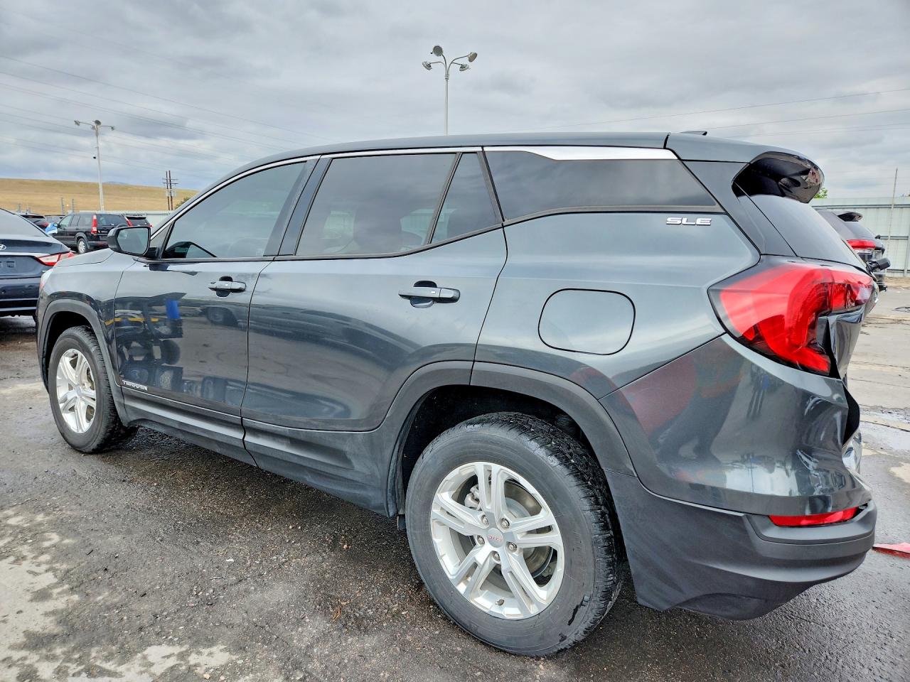 2019 GMC TERRAIN SLE photo 4