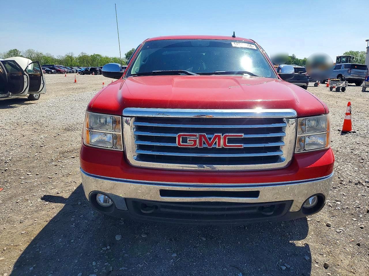 2011 GMC SIERRA K1500 SLT photo 9