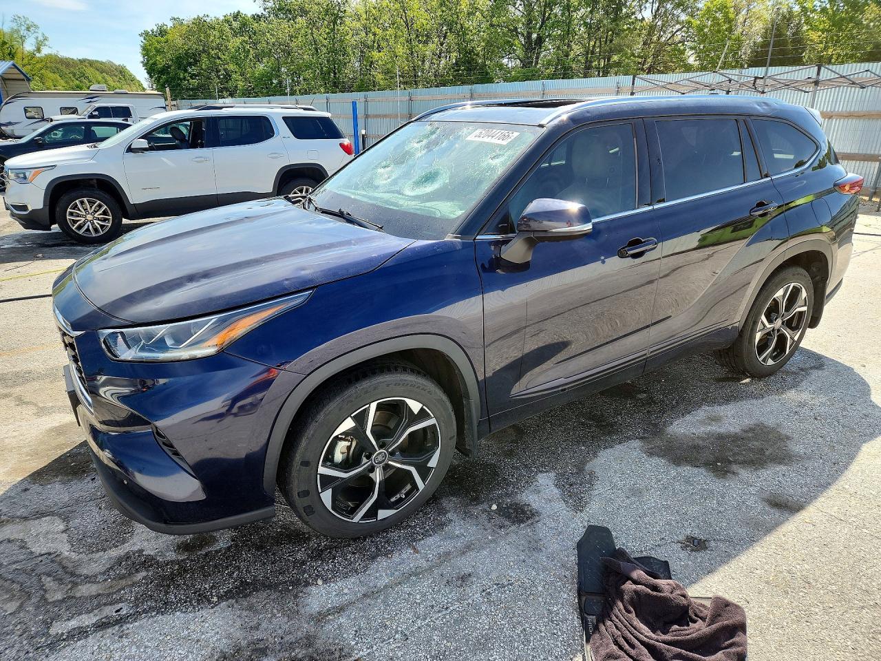 2020 TOYOTA HIGHLANDER