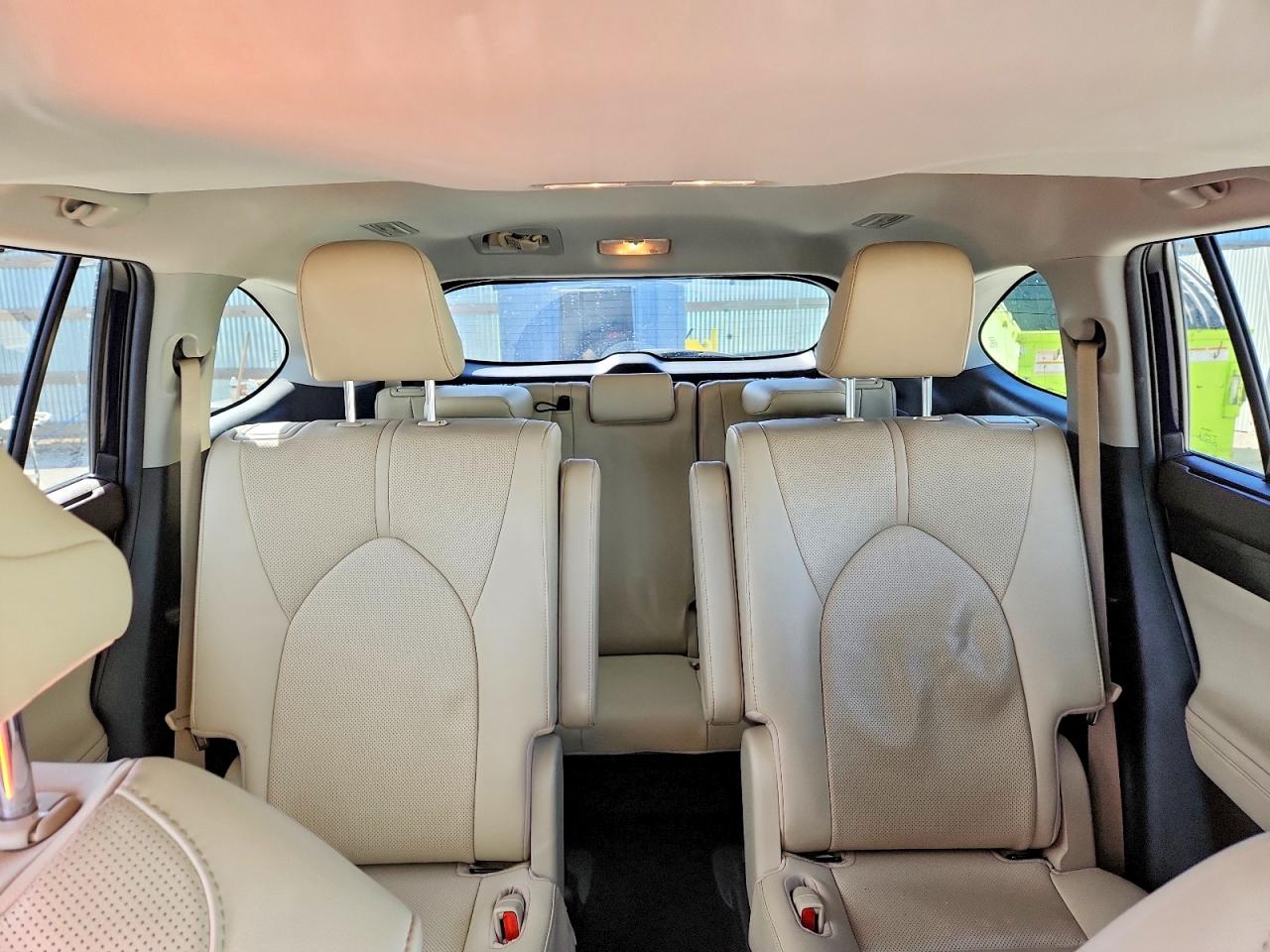 2020 TOYOTA HIGHLANDER LIMITED photo 10