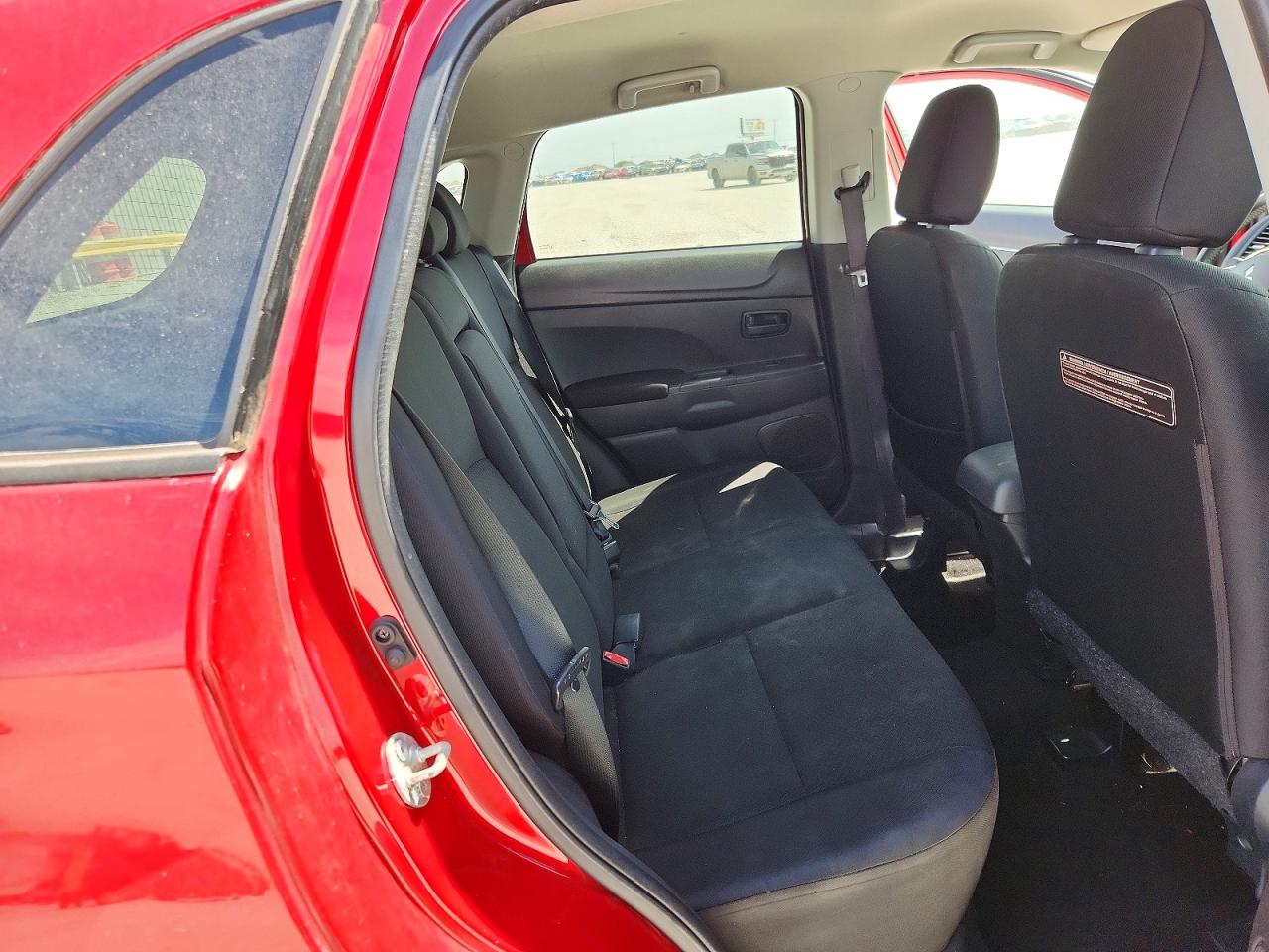2014 MITSUBISHI OUTLANDER SPORT ES photo 31