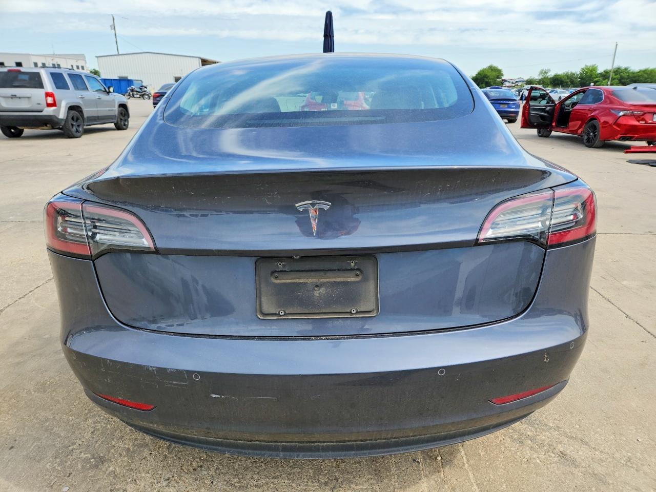 2019 TESLA MODEL 3 photo 16