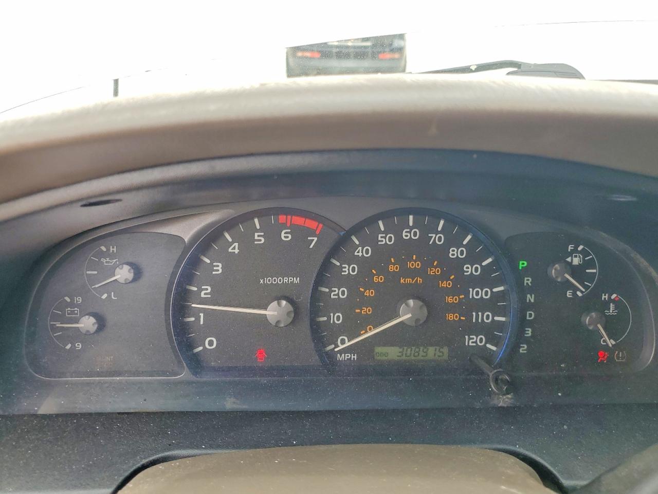 2006 TOYOTA SEQUOIA SR5 photo 9