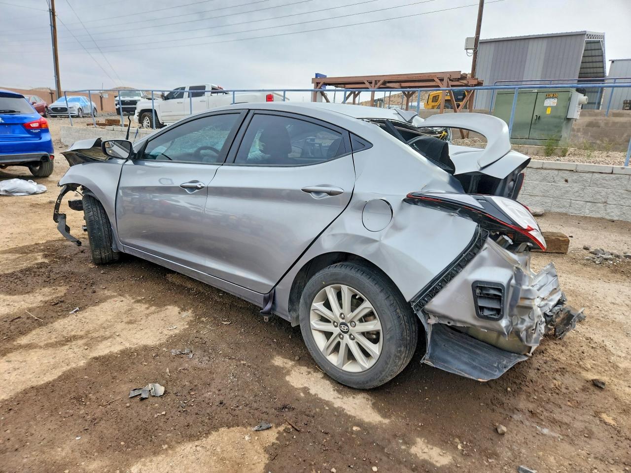 2015 HYUNDAI ELANTRA SE photo 4