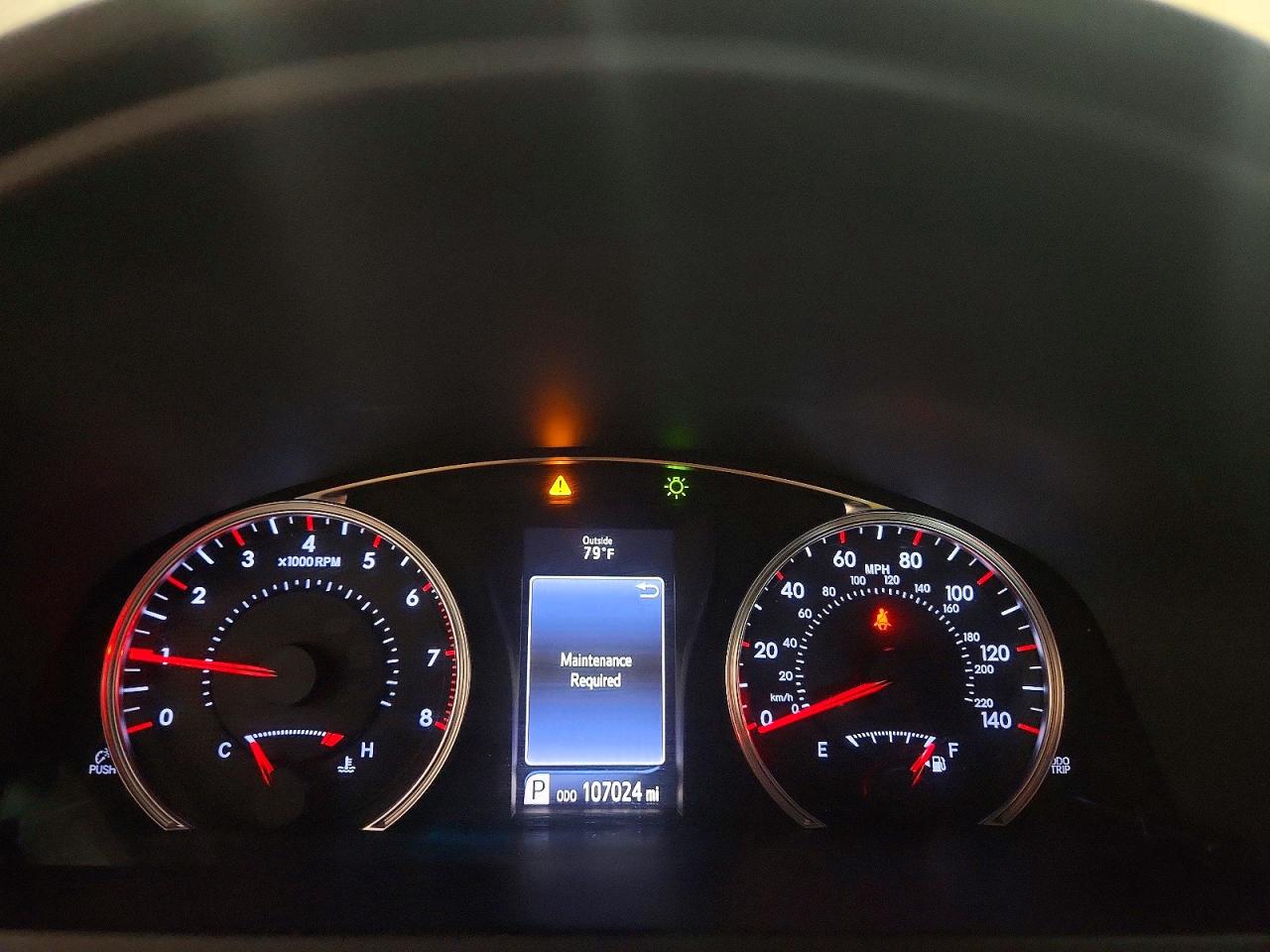 2015 TOYOTA CAMRY SE photo 9