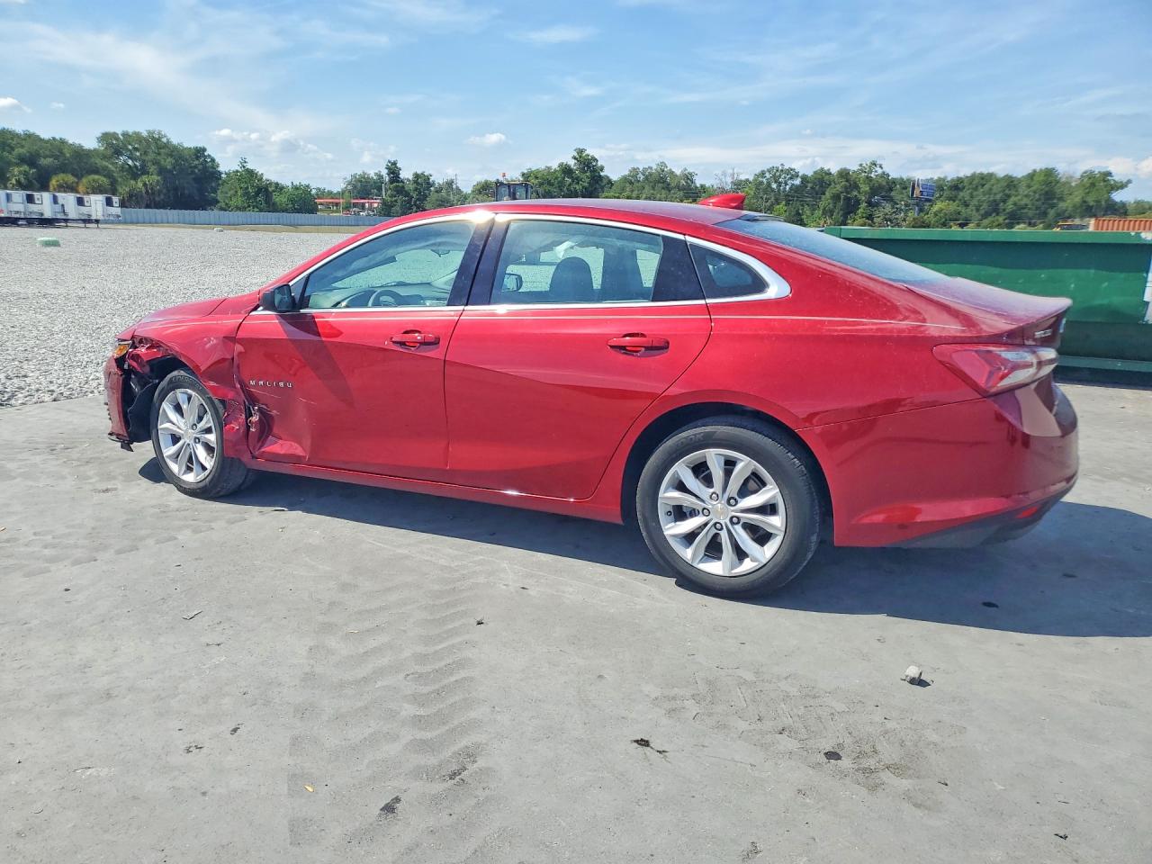 2021 CHEVROLET MALIBU LT photo 4