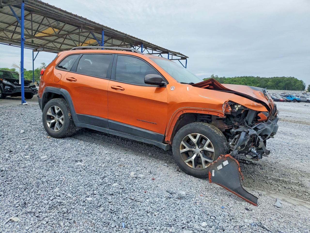 2016 JEEP CHEROKEE TRAILHAWK photo 10