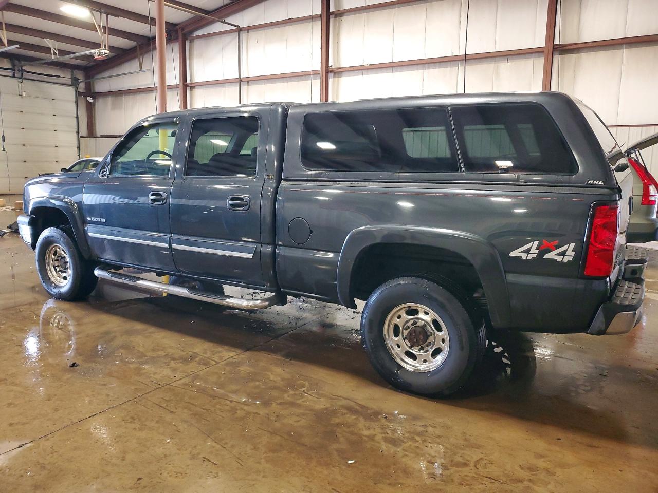 2003 CHEVROLET SILVERADO K1500 HEAVY DUTY photo 3