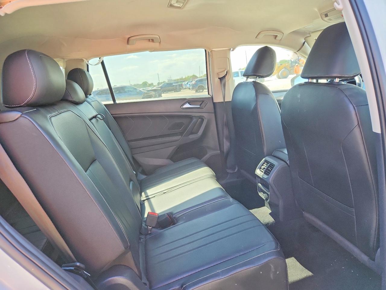 2024 VOLKSWAGEN TIGUAN SE photo 21