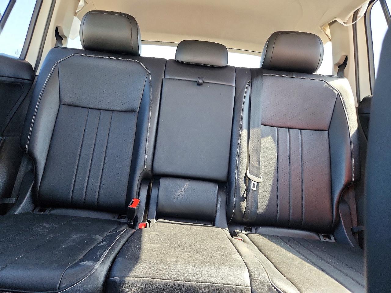 2024 VOLKSWAGEN TIGUAN SE photo 19