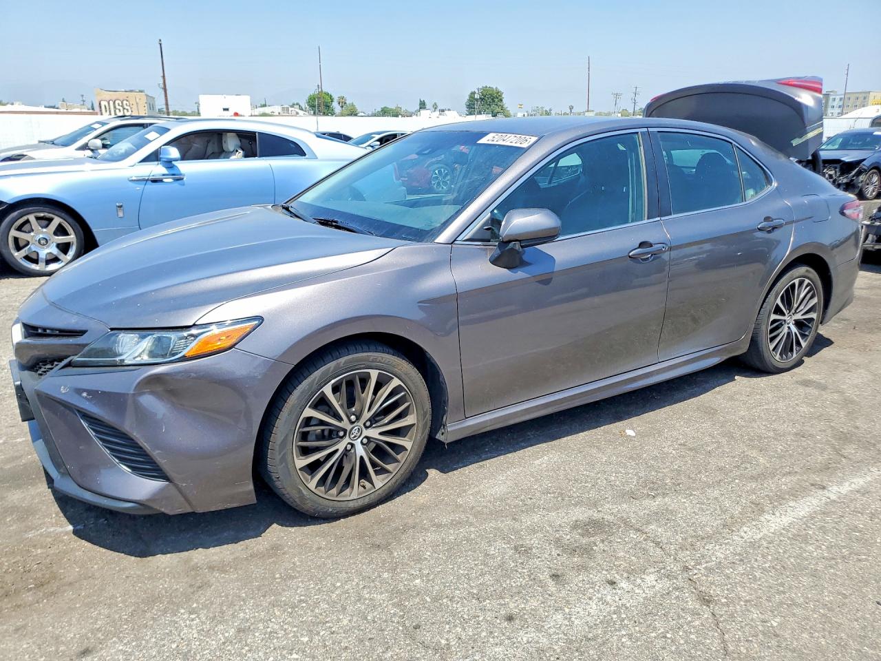 2018 TOYOTA CAMRY