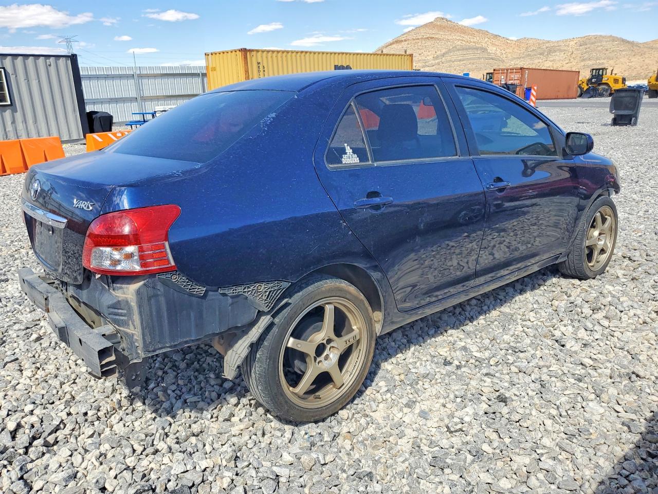 2007 TOYOTA YARIS BASE photo 7